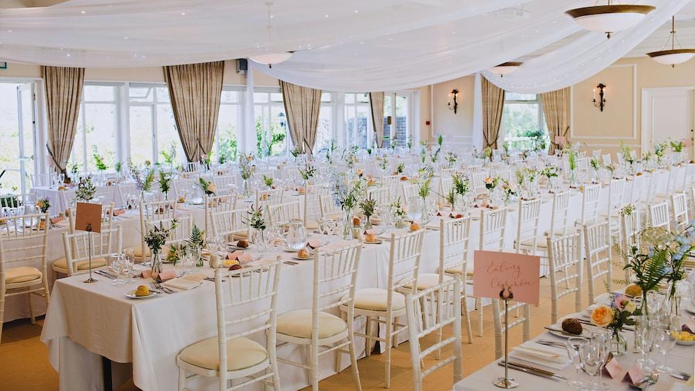 The Alfriston Hotel Екстериор снимка