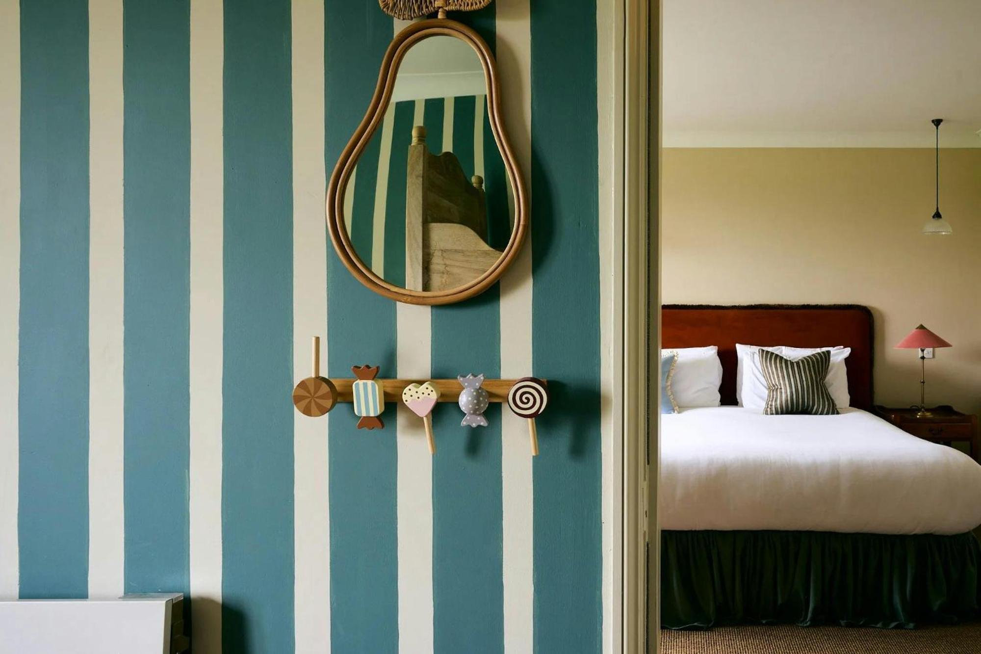 The Alfriston Hotel Екстериор снимка