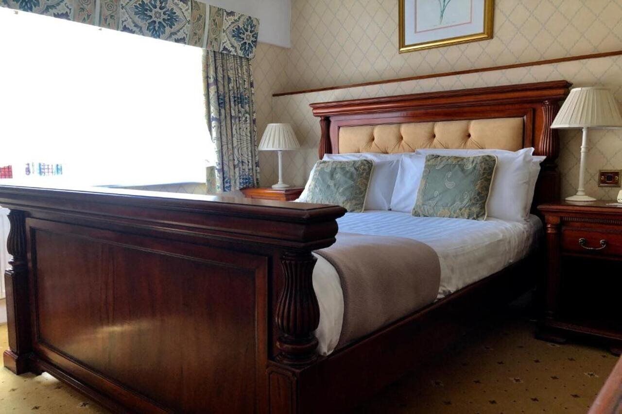 The Alfriston Hotel Екстериор снимка