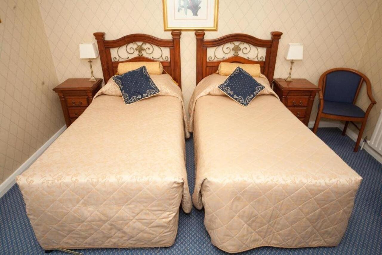 The Alfriston Hotel Екстериор снимка